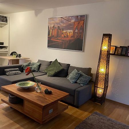 Modernes Appartement Im Gruenen - Stilvoll Und Komfortabel โคโลญ ภายนอก รูปภาพ