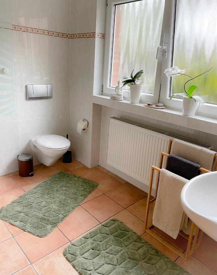 Modernes Appartement Im Gruenen - Stilvoll Und Komfortabel โคโลญ ภายนอก รูปภาพ