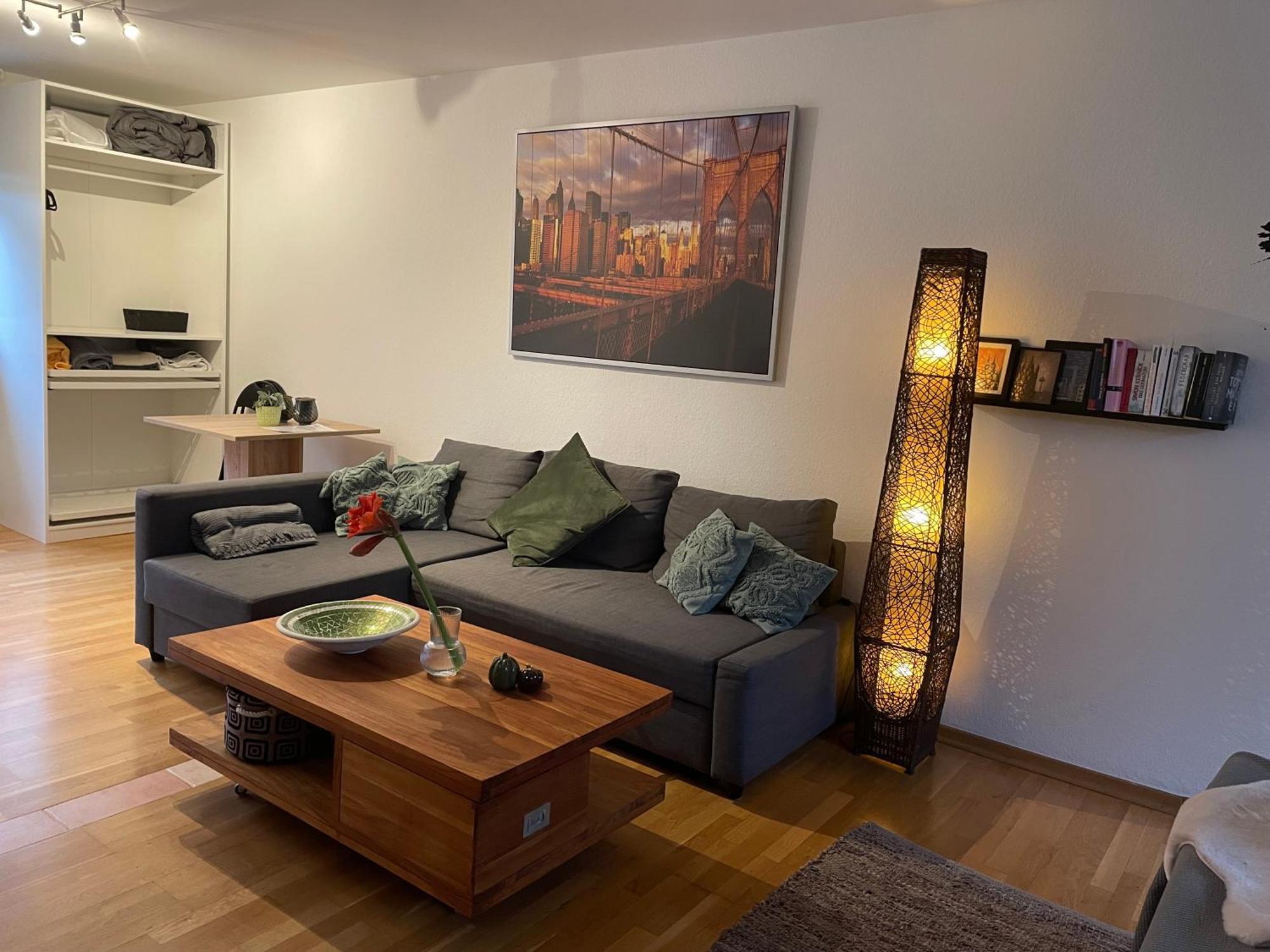 Modernes Appartement Im Gruenen - Stilvoll Und Komfortabel โคโลญ ภายนอก รูปภาพ