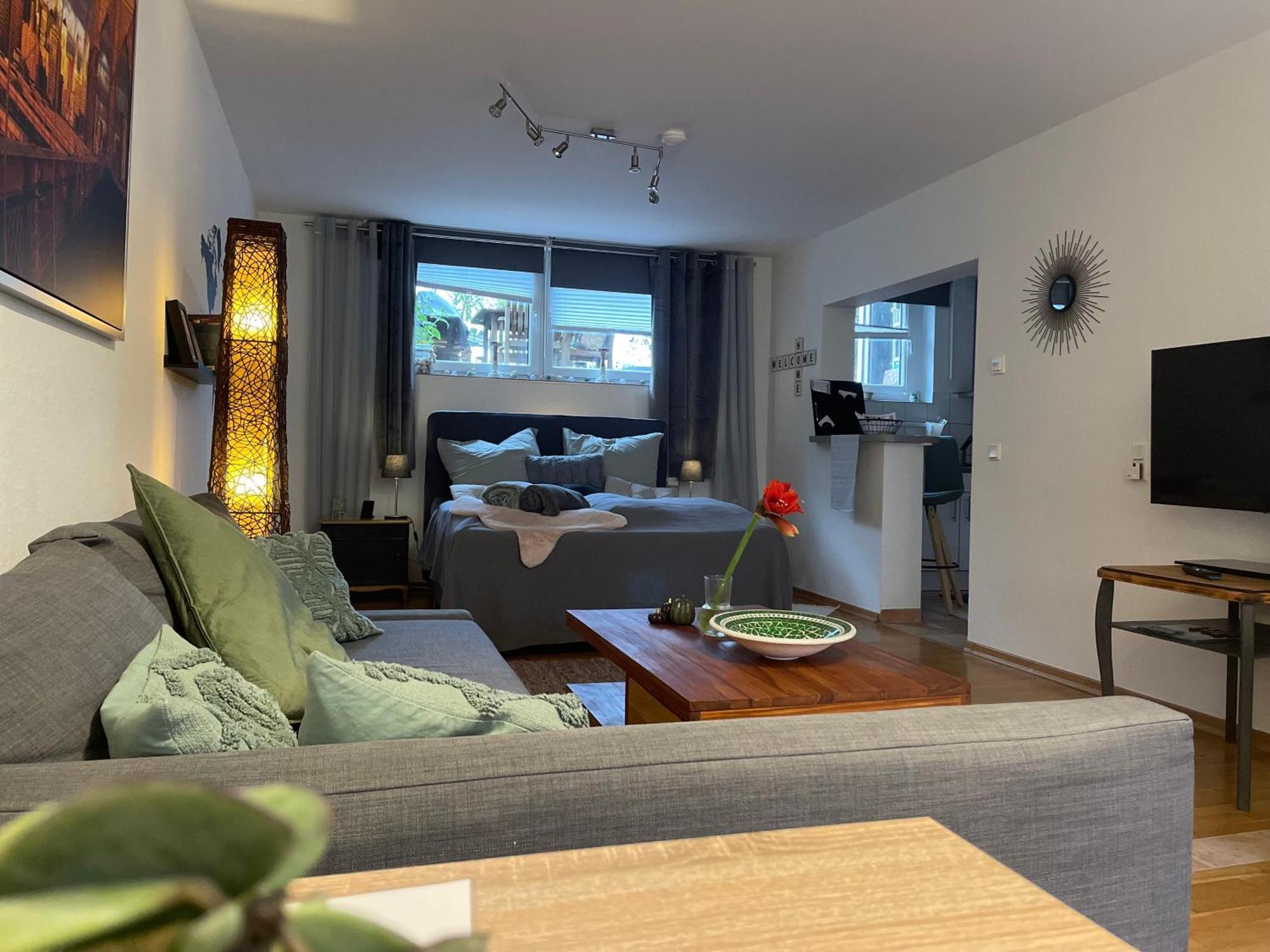 Modernes Appartement Im Gruenen - Stilvoll Und Komfortabel โคโลญ ภายนอก รูปภาพ