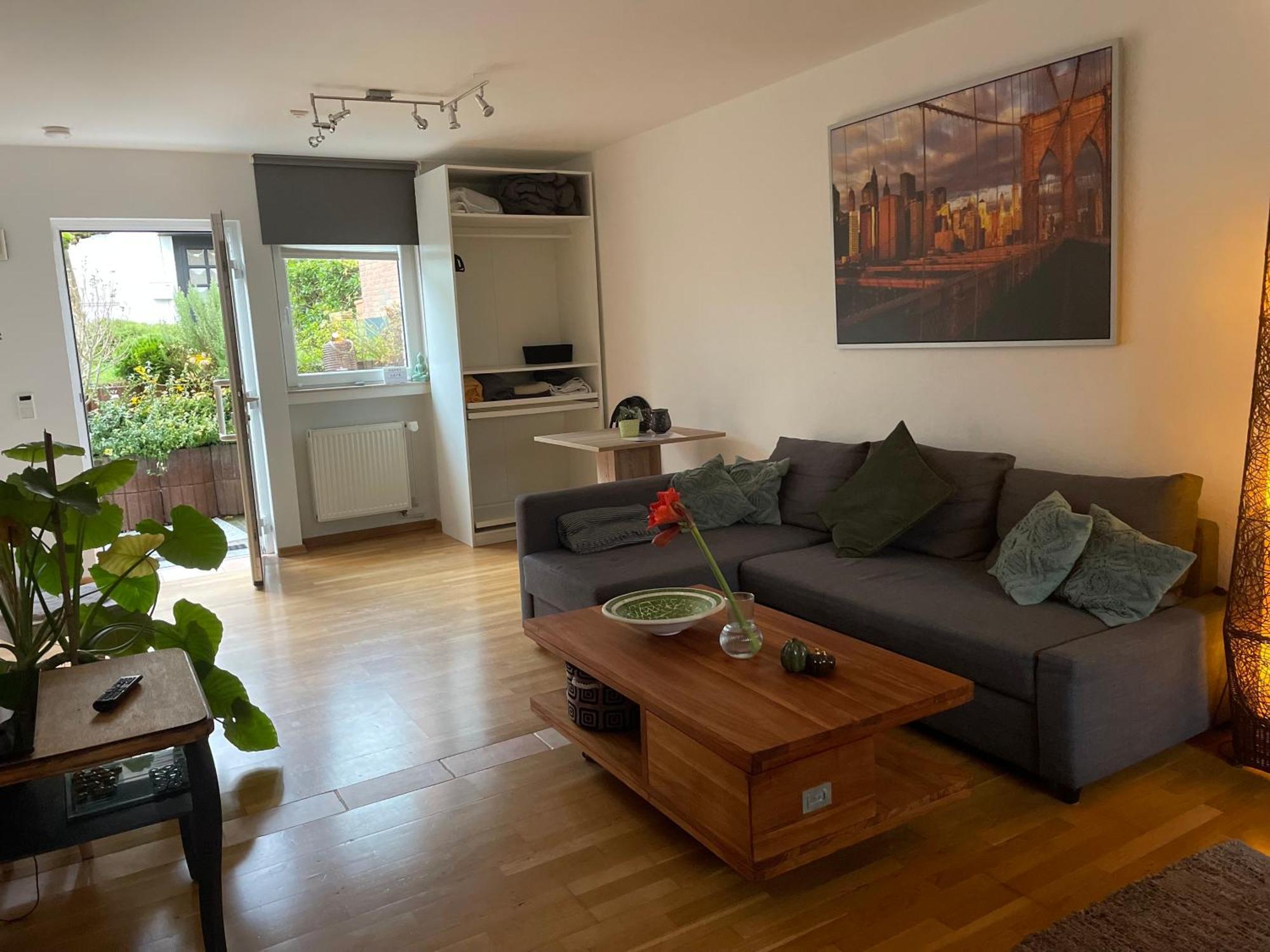 Modernes Appartement Im Gruenen - Stilvoll Und Komfortabel โคโลญ ภายนอก รูปภาพ